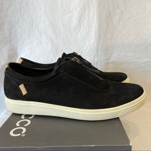 Ecco Soft 7 Black Leather Suede Zip Up Sneakers
